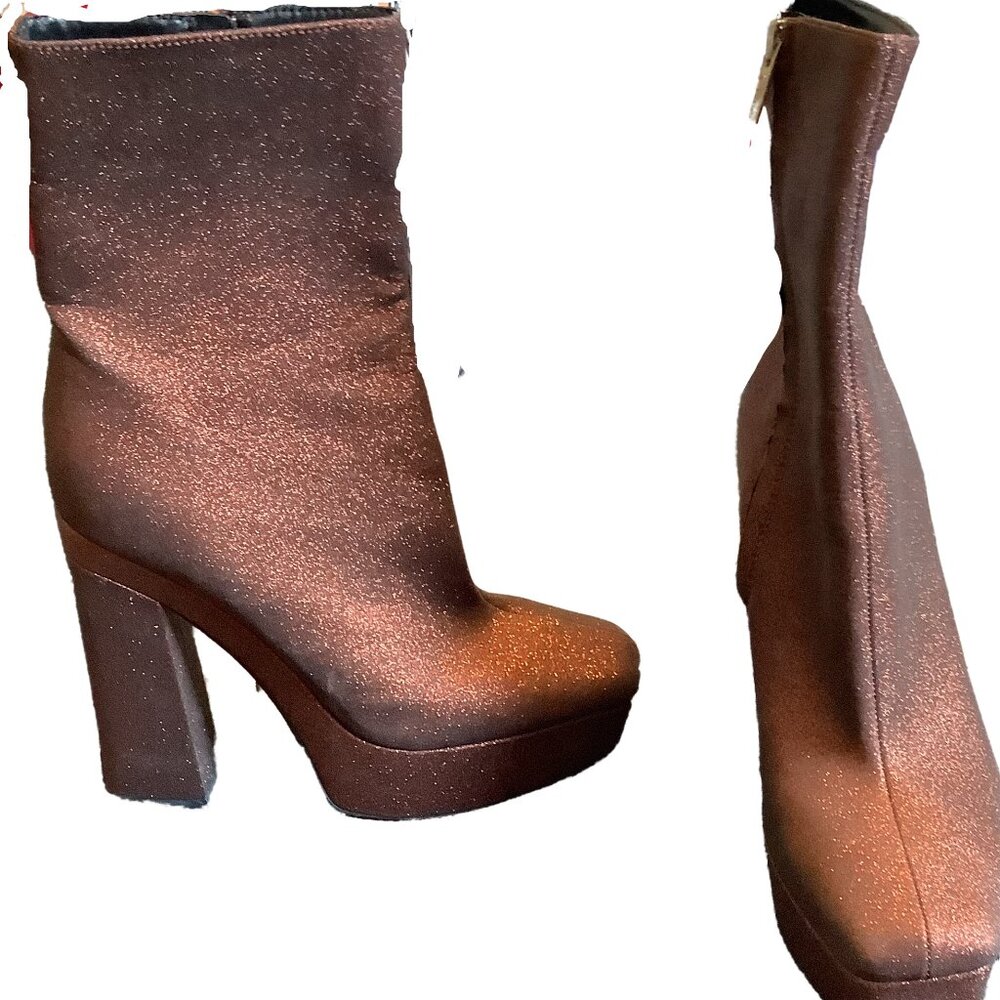NIP Guess Byra Platform Bronze Boots Size: 9.5